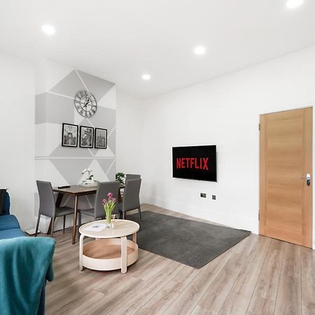 3Br Duplex Penthouse Harrow Centreアパートメント エクステリア 写真