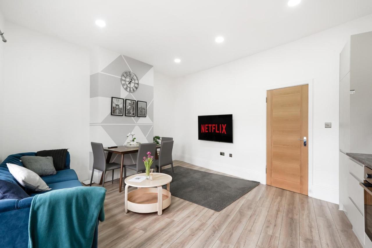 3Br Duplex Penthouse Harrow Centreアパートメント エクステリア 写真